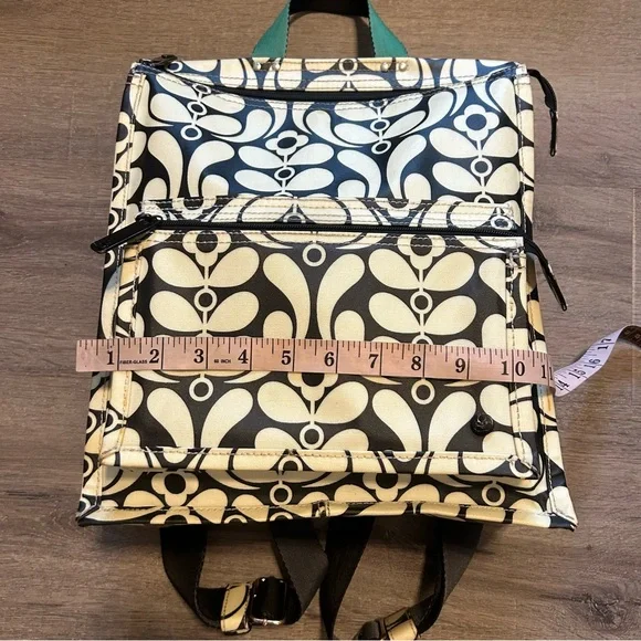 RARE! Orla Kiely Vintage Black and Cream Floral Backpack - Picture 12 of 14